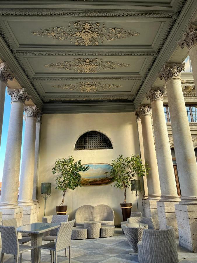 ナポリ B＆B アート スイート サンタ ブリージダ Bed & Breakfast エクステリア 写真
